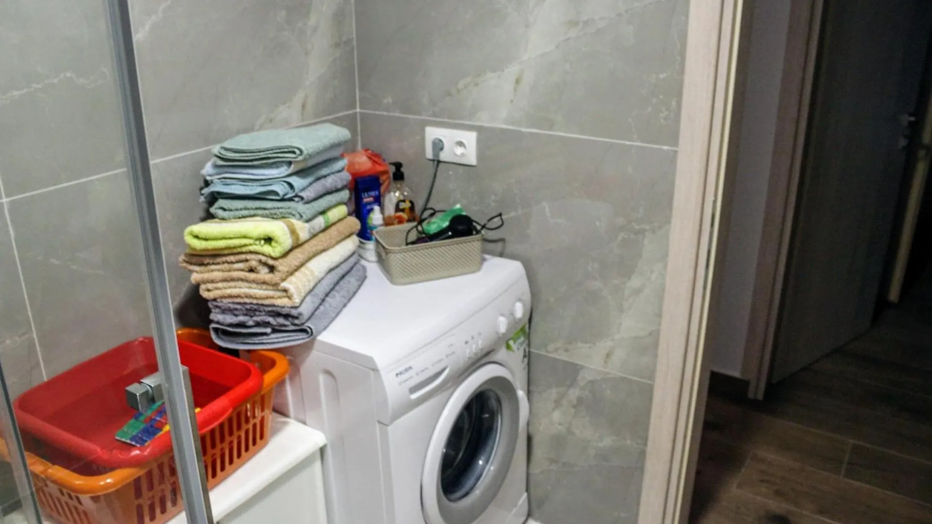 Konstantinos Apartment نيا موذانيا