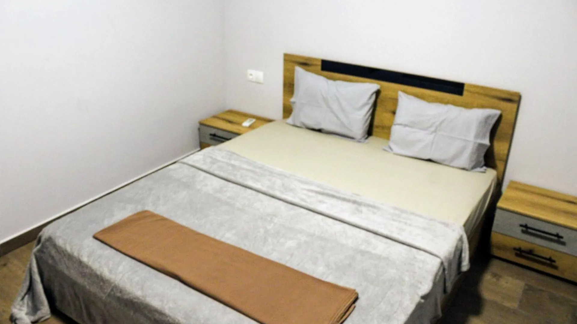 Konstantinos Apartment نيا موذانيا